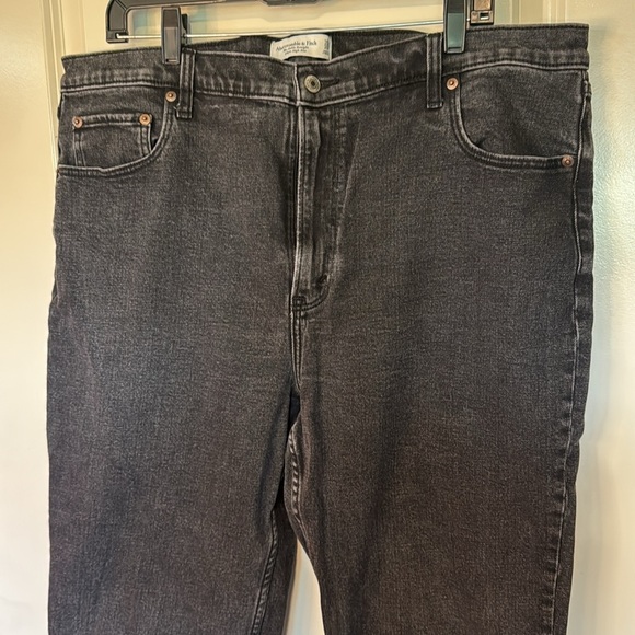 Abercrombie & Fitch The Ankle Straight Ultra High Rise Jeans Women's - Picture 11 of 13